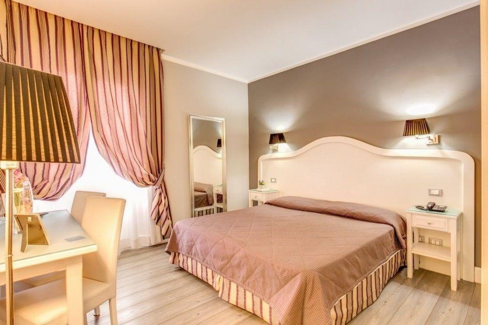 Alojamento de Acomodação e Pequeno-almoço Residenza Castrense Roma