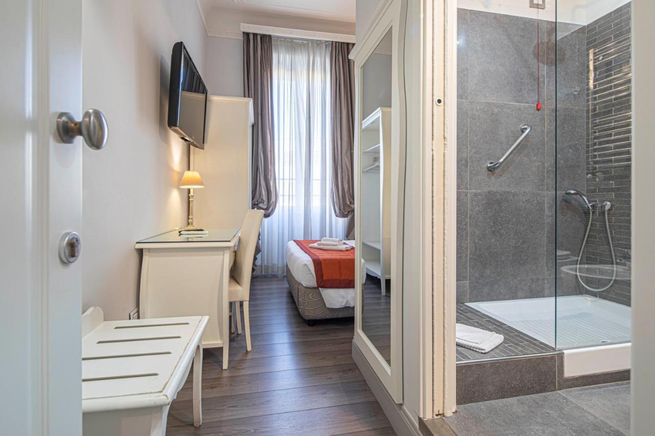Residenza Castrense Acomodação com café da manhã  2*